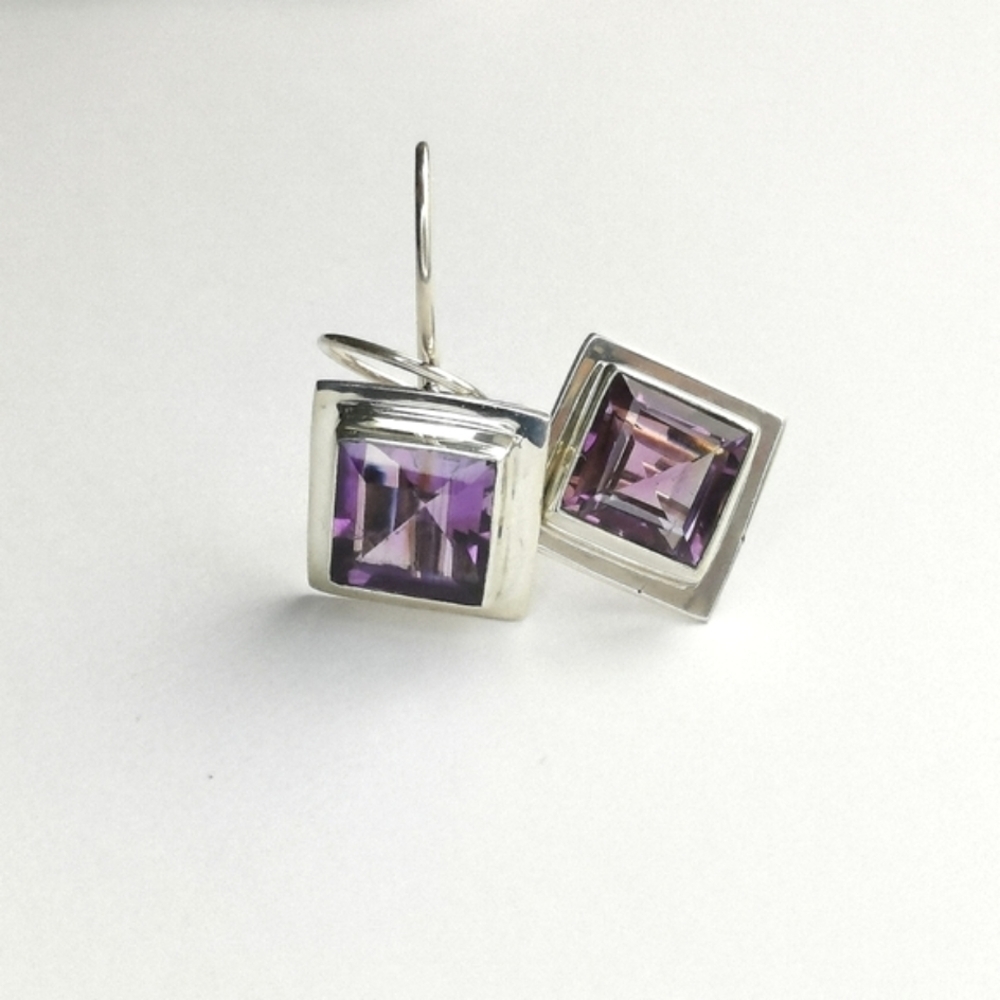 Square cut lavender amethyst drop earrings in Sterling Silver 🆕